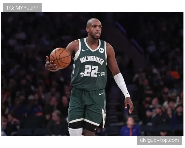 米德尔顿无球效率提升，关键回合得分结构改变雄鹿进攻