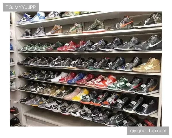 苏翊鸣家里堆满赞助商送的限量球鞋，穿不过来直接放着发霉