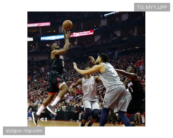 维克托·文班亚马挡拆制造错位显著拉升禁区得分效率